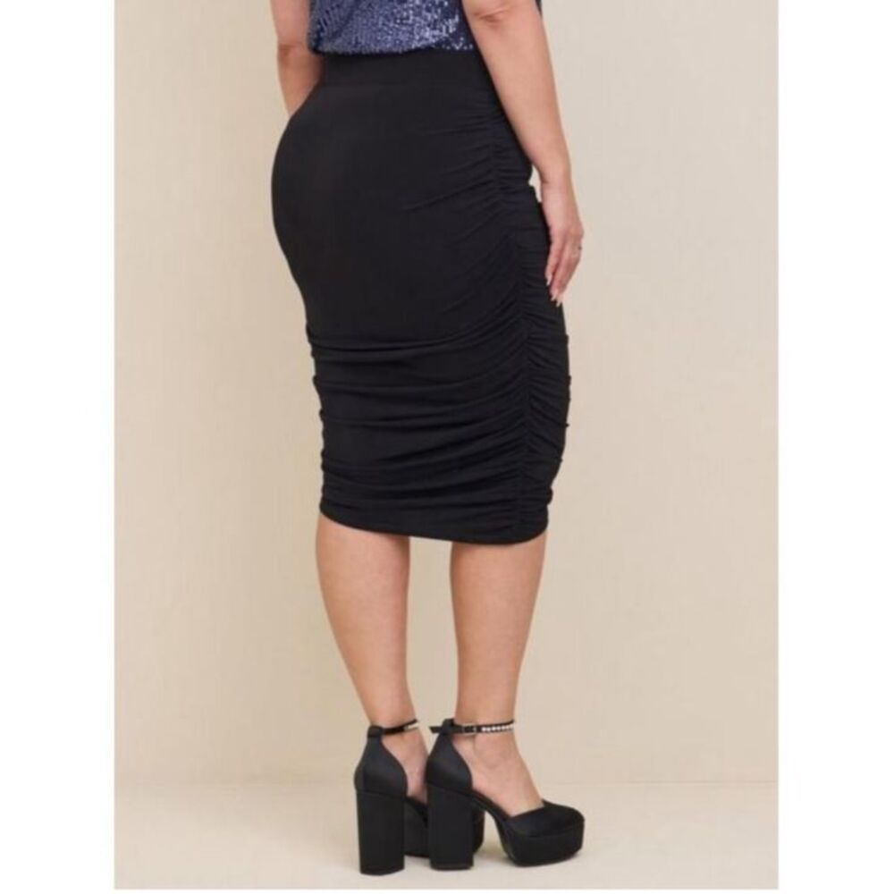 Torrid Size 1 Midi Studio Knit Cinched Pencil Skirt Black Career Whimsigoth